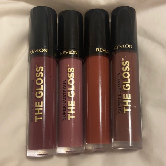 💋💄 REVLON Super Lustrous THE LIPGLOSS - Picture 1 of 5